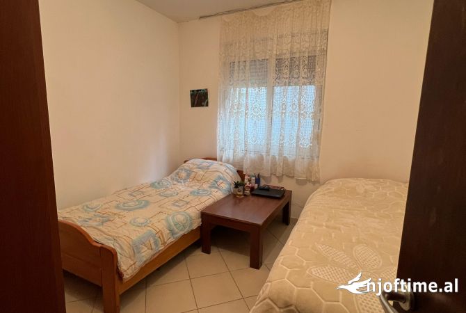 Shtepi me qera 1+1 ne Tirane - 250 Euro