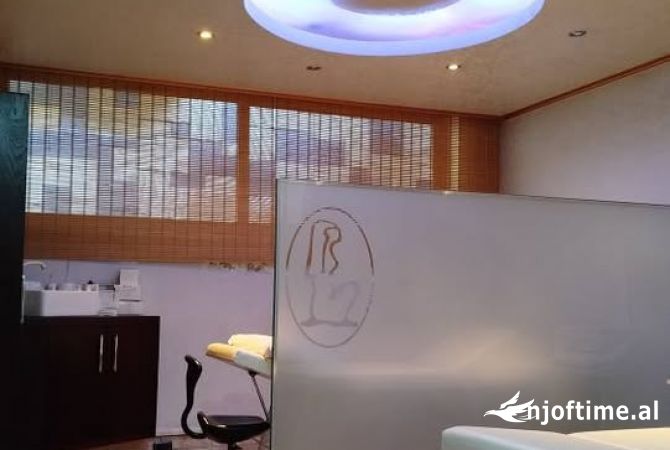 Ambient biznesi me qera 1+1 ne Tirane - 2,000 Euro