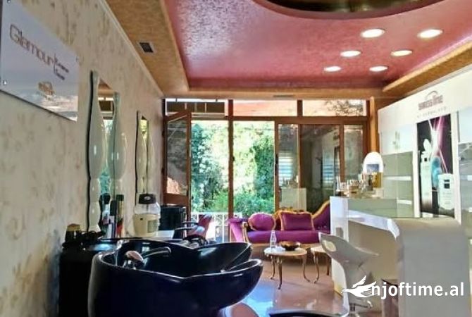 Ambient biznesi me qera 1+1 ne Tirane - 2,000 Euro