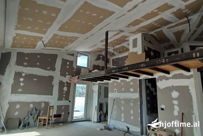 Shtepi ne shitje 2+1 ne Tirane - 220,000 Euro