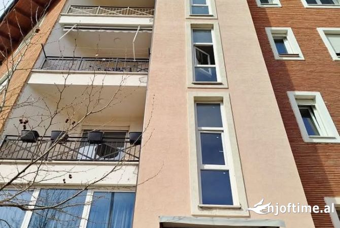 Shtepi ne shitje 2+1 ne Tirane - 220,000 Euro