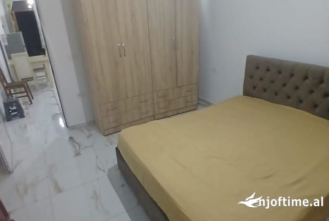 Shtepi me qera 1+1 ne Tirane - 300 Euro