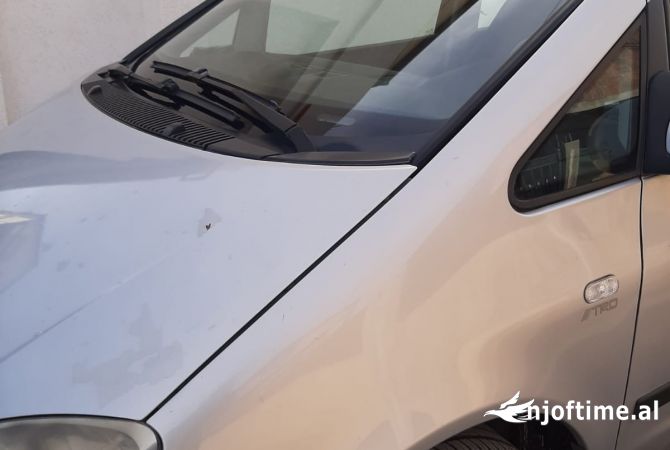 Auto in Vendita  a Tirana - 3,700 Euro