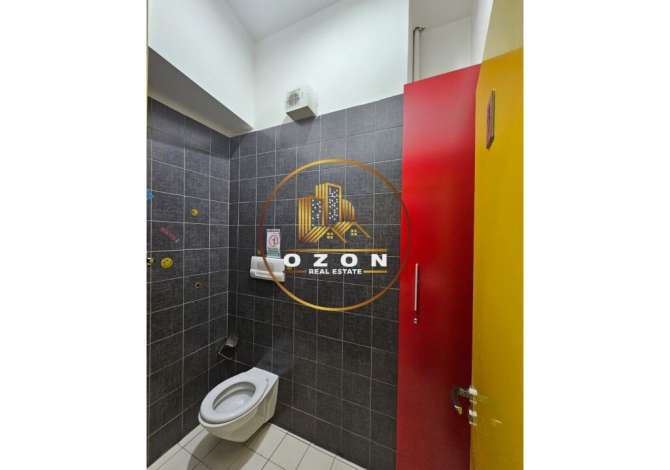 Ambient Biznesi me Qira tek Galeria 17 Nentori!