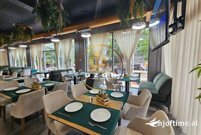 Shitet Biznesi Restorant tek Rezidenca Tower Bridge 3 Kinostudio!