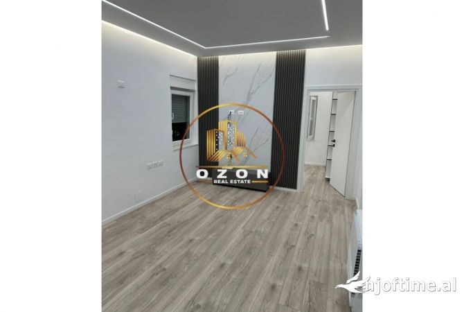 Shtepi me qera 2+1 ne Tirane - 800 Euro