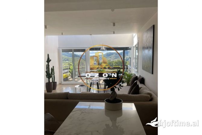 Shtepi ne shitje Apartament ne Tirane, 2+1, Mobilimi E mobiluar, Pagesa 420,000  Euro.