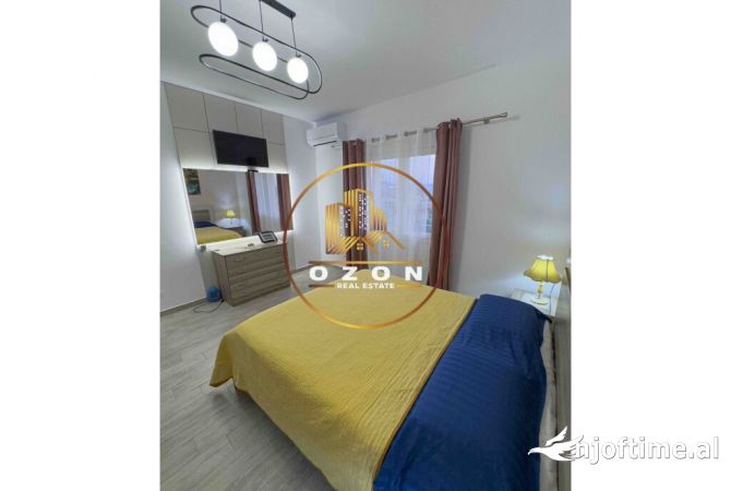 Shtepi me qera Apartament ne Tirane, 2+1, Mobilimi E mobiluar, Pagesa 1,100  Euro.