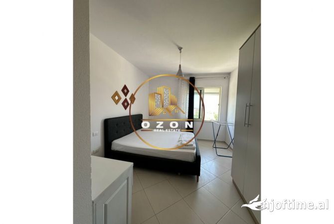 Shtepi me qera Apartament ne Tirane, 2+1, Mobilimi E mobiluar, Pagesa 500  Euro.