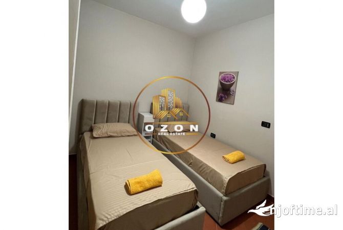 Shtepi me qera Apartament ne Tirane, 2+1, Mobilimi E mobiluar, Pagesa 800  Euro.