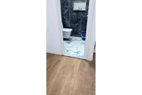 Shtepi ne shitje Apartament ne Tirane, 2+1, Mobilimi Bosh, pa mobiluar, Pagesa 218,000  Euro.