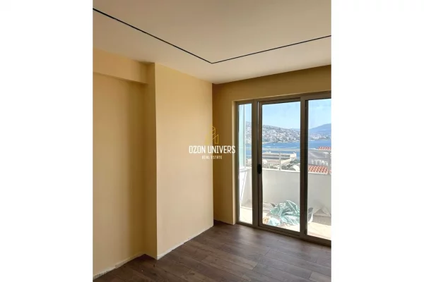 Shtepi ne shitje Apartament ne Sarande, 2+1, Mobilimi Bosh, pa mobiluar, Pagesa 300,000  Euro.