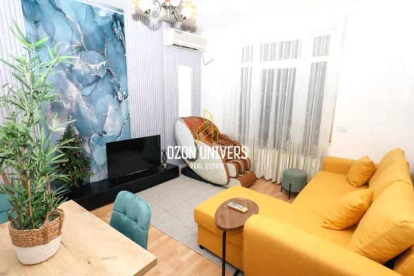 Shtepi me qera 2+1 ne Tirane - 120,000 Leke