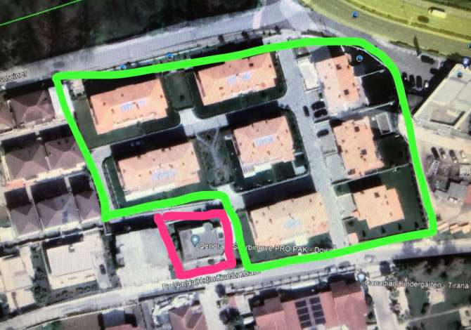 Shtepi ne shitje Vila Luksoze ne Tirane, 7+1, Mobilimi Pjeserisht e mobiluar, Pagesa 800,000  Euro.