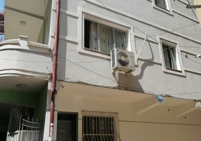 Shtepi ne shitje Shtepi Private ne Tirane, 7+1, Mobilimi Bosh, pa mobiluar, Pagesa 850,000  Euro.