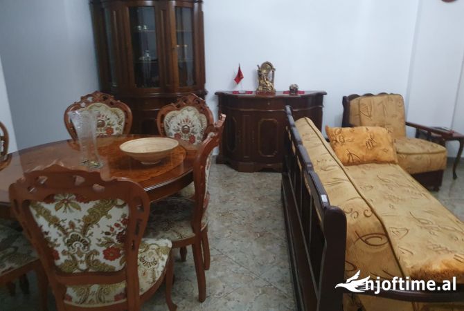 Shtepi me qera 2+1 ne Tirane - 600 Euro