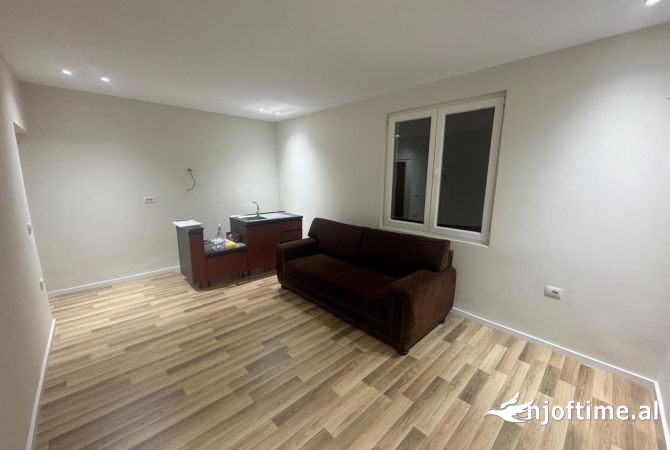Shtepi ne shitje 2+1 ne Tirane - 154,000 Euro