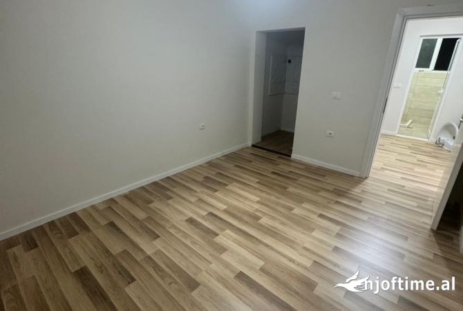 Shtepi ne shitje 2+1 ne Tirane - 154,000 Euro