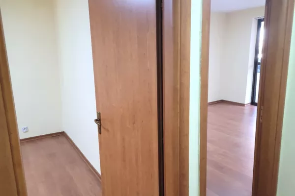 Apartment for rent in Tirana 2+1, Emty