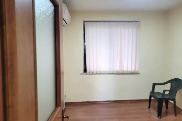 Apartment for rent in Tirana 2+1, Emty