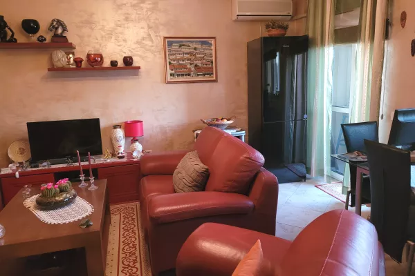 Shtepi ne shitje 2+1 ne Tirane - 330,000 Euro