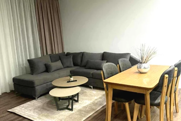 Shtepi me qera 2+1 ne Tirane - 750 Euro