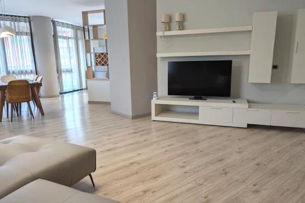 Apartment for rent in Tirana 3+1, Furnished