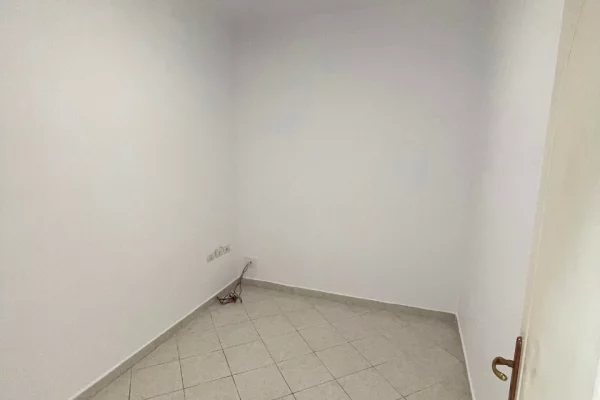 Apartment for rent in Tirana 4+1, In Part