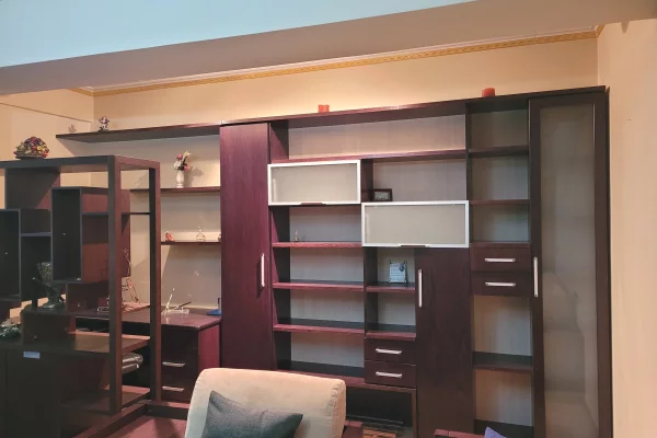 Shtepi me qera 2+1 ne Tirane - 900 Euro