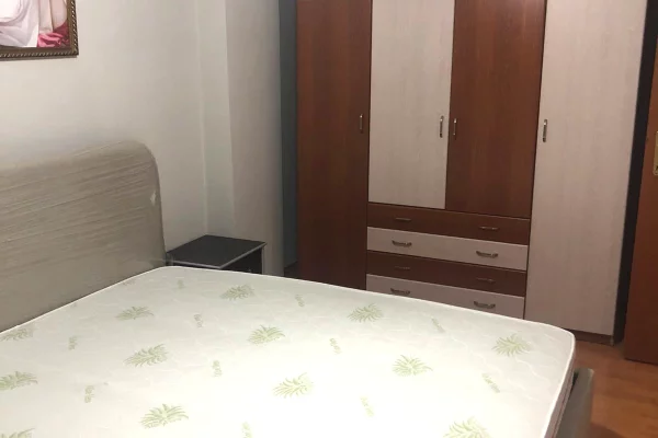 Shtepi me qera 1+1 ne Tirane - 600 Euro