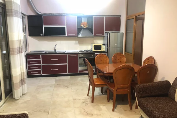 Shtepi me qera 1+1 ne Tirane - 600 Euro