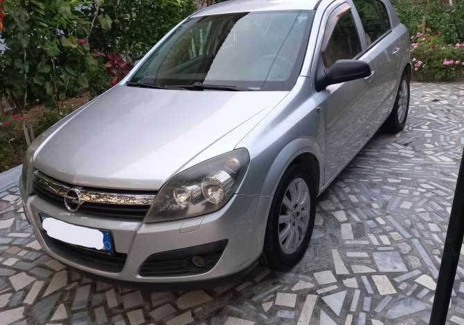 Makina ne shitje ne Tirane - 3,500 Euro