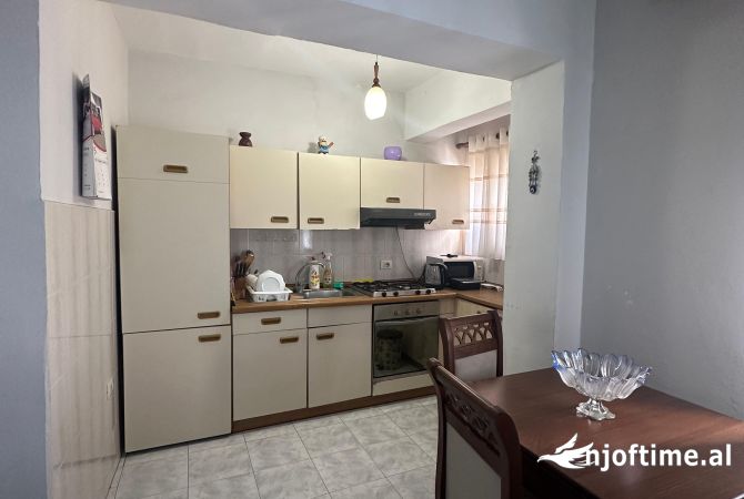 Shtepi me qera 2+1 ne Durres - 380 Euro