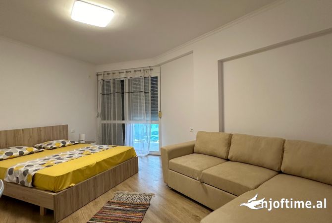 Shtepi ne shitje Apartament ne Durres, 1+1, Mobilimi E mobiluar, Pagesa 130,000  Euro.