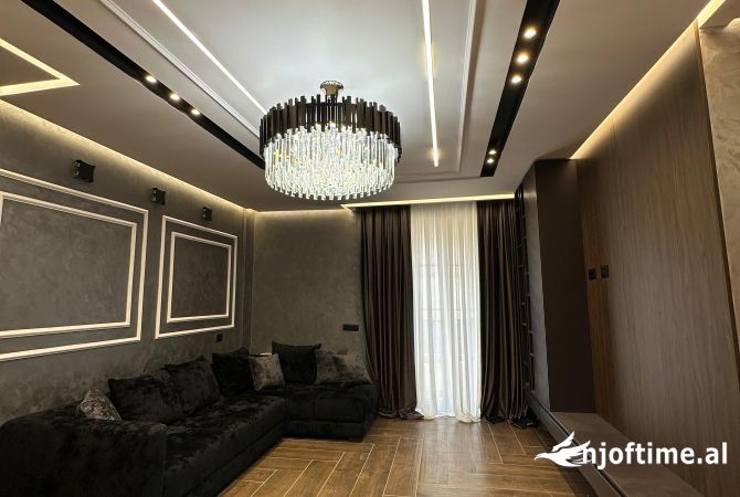 Shtepi me qera 1+1 ne Durres - 800 Euro