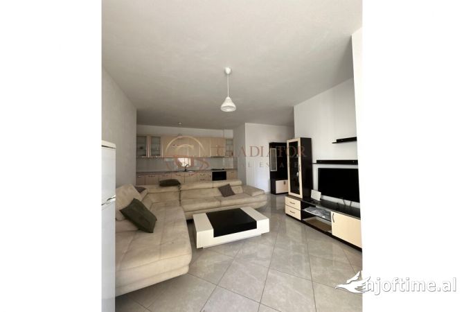 Shtepi ne shitje 2+1 ne Durres - 150,001 Euro
