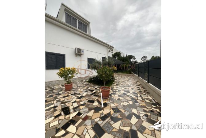 Shtepi ne shitje 3+1 ne Durres - 695,001 Euro