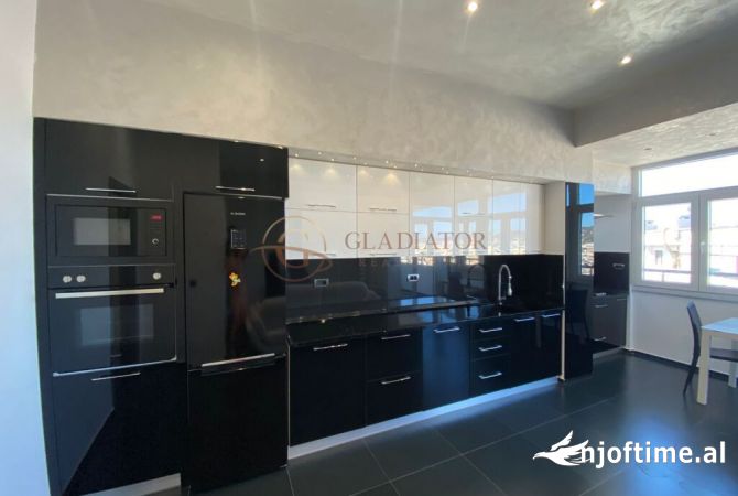 Shtepi me qera 2+1 ne Durres - 600 Euro