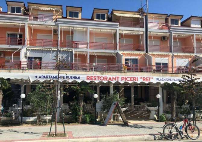 Njoftime Pune Ndihmes Kuzhiniere , Kamariere , Pastruese 