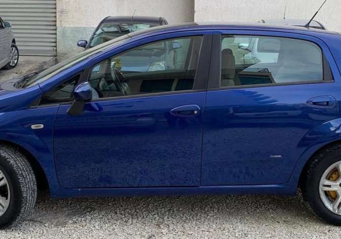 Noleggio Auto  a Valona - 3,500 Leke