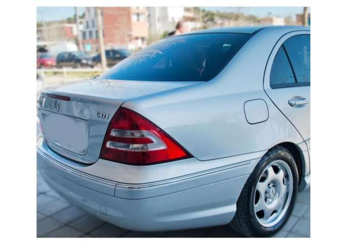 Noleggio Auto  a Valona - 30 Euro