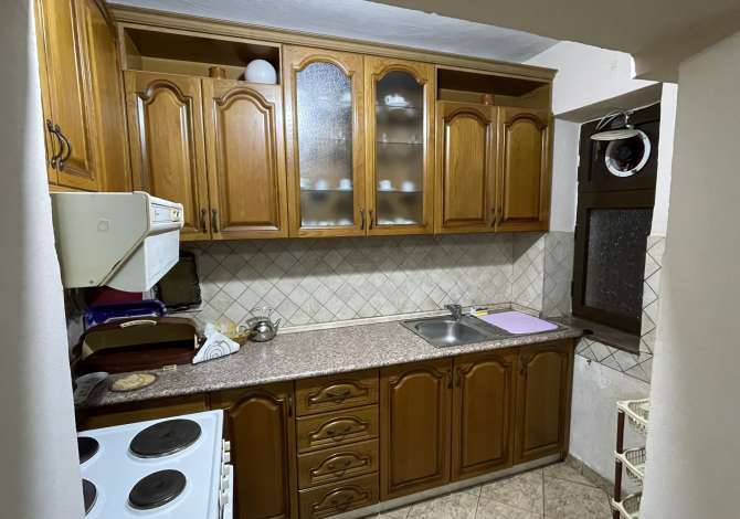 Shtepi me qera 1+1 ne Tirane - 45,000 Leke