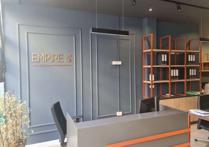 Ambiente Commerciale in Vendita 1+1 a Tirana - 440,000 Euro