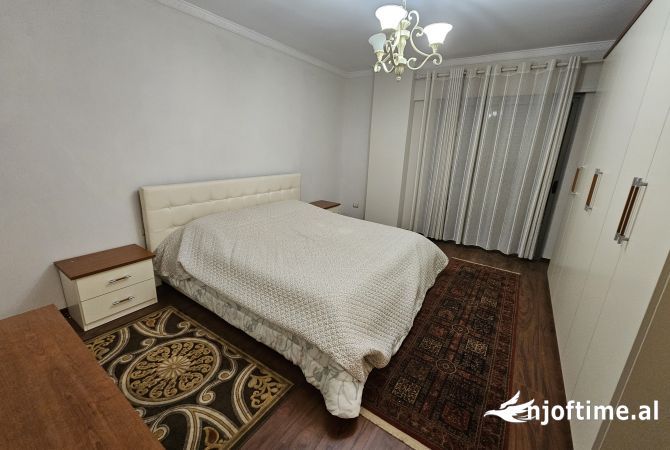 Shtepi me qera 3+1 ne Tirane - 1,000 Euro
