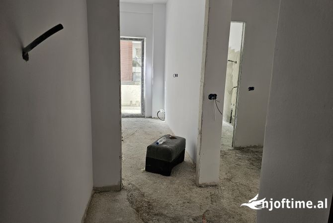 Shtepi ne shitje 1+1 ne Tirane - 169,000 Euro