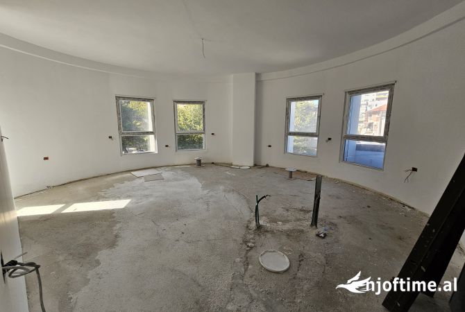 Shtepi ne shitje 2+1 ne Tirane - 264,000 Euro