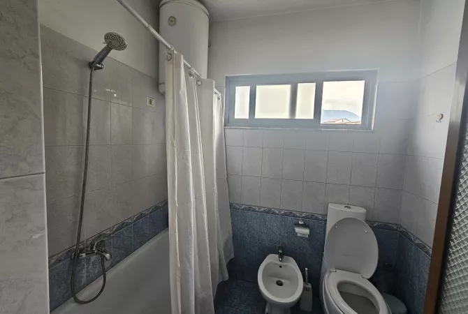 Shtepi me qera 2+1 ne Tirane - 500 Euro