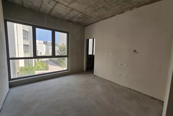 Shtepi ne shitje Apartament ne Tirane, 3+1, Mobilimi Bosh, pa mobiluar, Pagesa 513,000  Euro.