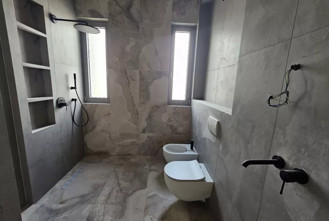 Shtepi ne shitje 3+1 ne Tirane - 513,000 Euro