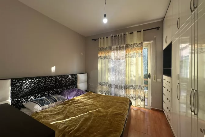 Shtepi me qera Apartament ne Tirane, 2+1, Mobilimi E mobiluar, Pagesa 450  Euro.
